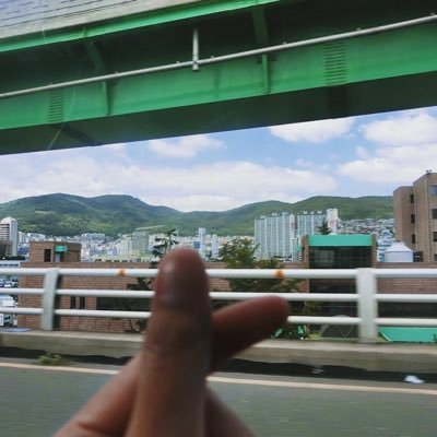 หัวเราะเสียงดัง