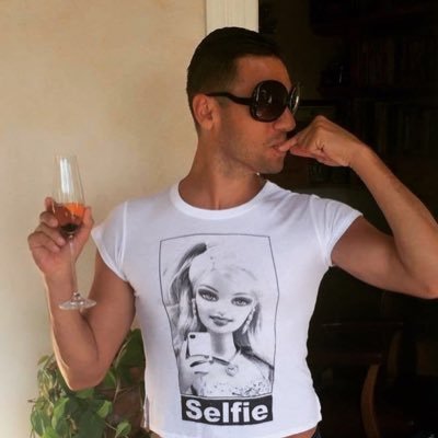 bubblesguysf's profile picture. Enjoying life one glass of bubbles at a time.