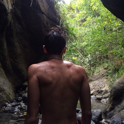 I am a sinner who's probably gonna sin again, Lord forgive me / UPRM ⁶/