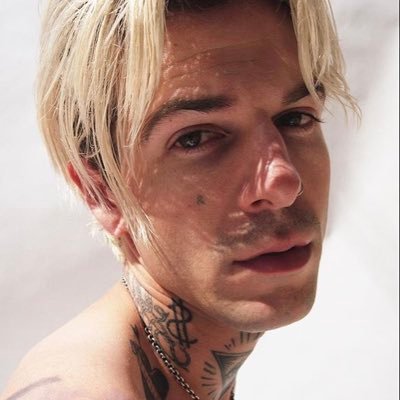 Jesse Rutherford tattoo detail attends  Jesse Rutherford X  Jesse  rutherford Jessie rutherford Rutherford