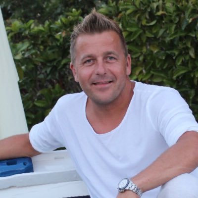 altschaeffel's profile picture. rocks MCL