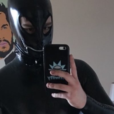 28 year old gimp, love all things rubber, dommes and fetish