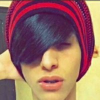 لملم جروحك .. وتاكد كل البشر خوان. (@x3b6zmwuotnfzme) Twitter profile photo