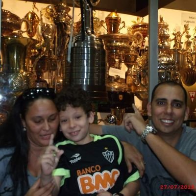 Pai, Marido e Atleticano Bipolar... Aqui todo mundo é Galo £&$$@!!!