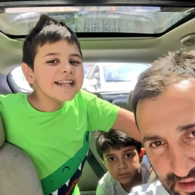 Diz çöküp yaşamaktansa ayakta ölmeyi tercih edeceksin.