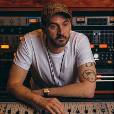 MichaelDolan's profile picture. Old punk.