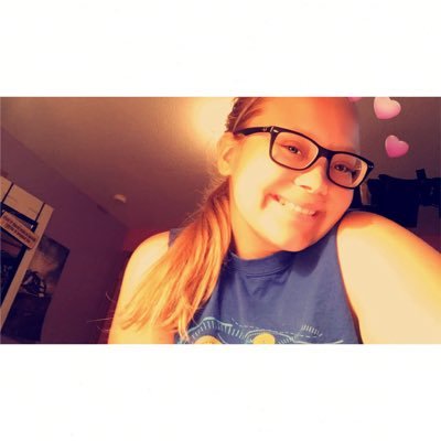 cowgirlxupx20's profile picture. Currently crippled.