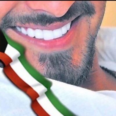 اشعاري بالمفضله // متثقفين .🇰🇼🇰🇼و مجدنا مجدً عريق ومع الحضاره بس بسلوم البدو مرات تلقانا نظر عين الصديق ومرات تلقانا عمى عين العدو