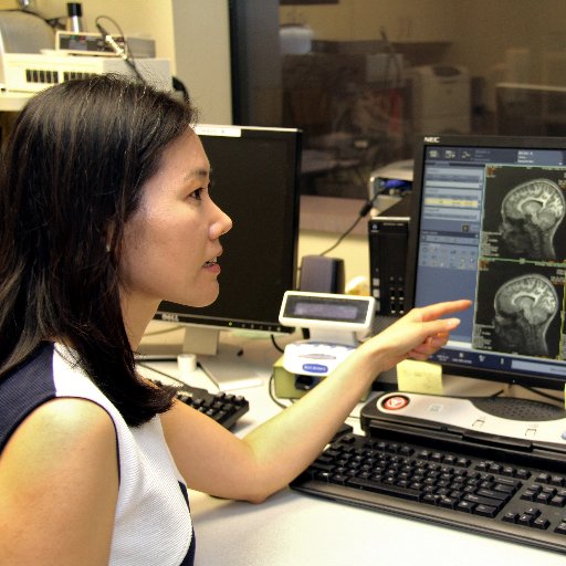 Associate professor @umichmedicine studying brain development and neural bases of stuttering. Principal Investigator of @changstutterlab