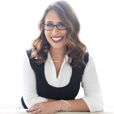 B2B Marketer. Grief Advocate. Helping heal the world, one heart at a time.