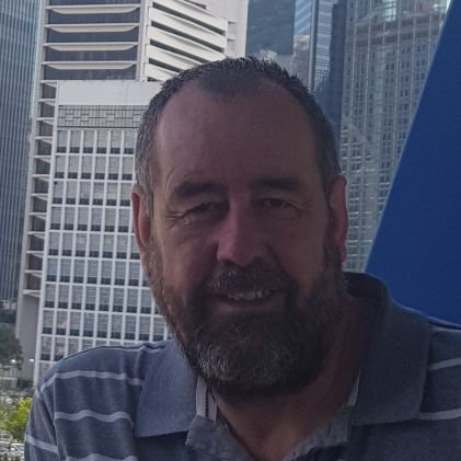 Retired Founder of Xmo Strata, the UK's most qualified sign contractor.