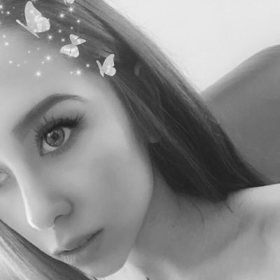 Alexaguerraoro's profile picture.