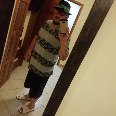 ToneBone5525's profile picture. 1U = $100