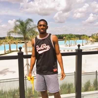 |6’6| |college hooper|🏀⛹🏿♂️ |Follower Of Christ| Snapchat👻 jumpmanmelvin