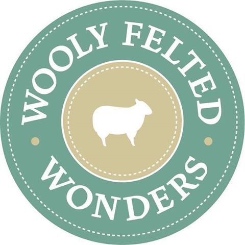 We supply 100% wool for sewing, quilting, and knitting enthusiasts!