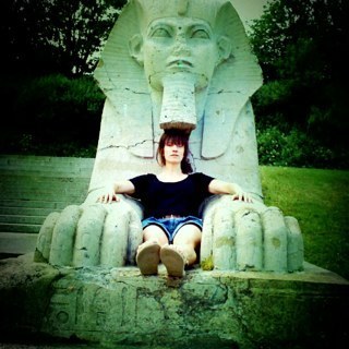 Tessarc's profile picture. Mother to 1 boy, Pilates teacher, tries to decorate, sometimes starts to do up furniture but gets bored halfway through, cooks a mean venison ragu