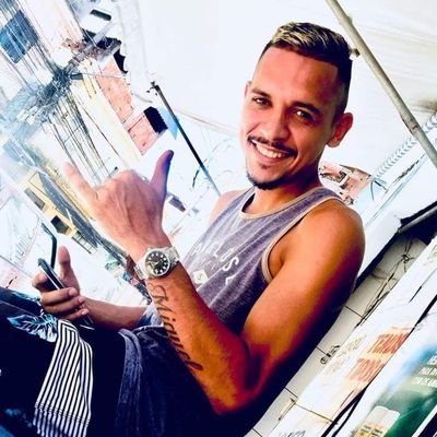 Marcelobembem's profile picture. Ame tudo♥️, confie em alguns🤔, não faça mal a ninguém😉. 😎SOLTEIRO✌️