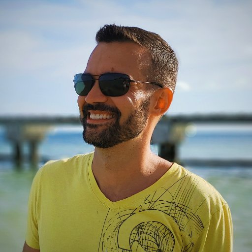 fstavares's profile picture. 