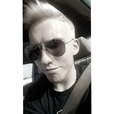 gm_gundy's profile picture. senior @ mhs🌞