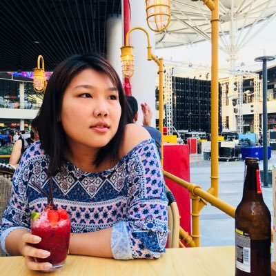 Janetastik_'s profile picture. Life is too short. Smile while you still have teeth 😬