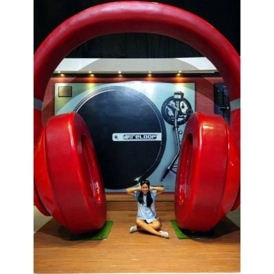 bHebsy08's profile picture. S M I L E 😄😄😁