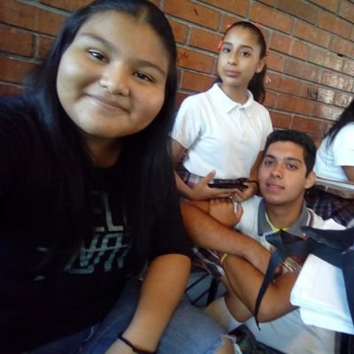 Yesenia60992123's profile picture. creo que nadie vuelve a ser como antes.