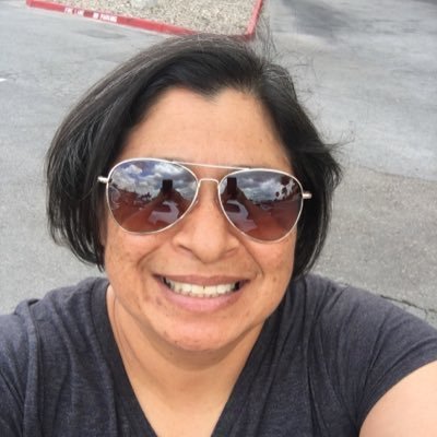 I ❤️ writing about sports! Proud TAMUK graduate! 2011 TAPPS Sportswriter of the Year. Follow me on insta: lmtclara_sandoval Opinions are my own!
