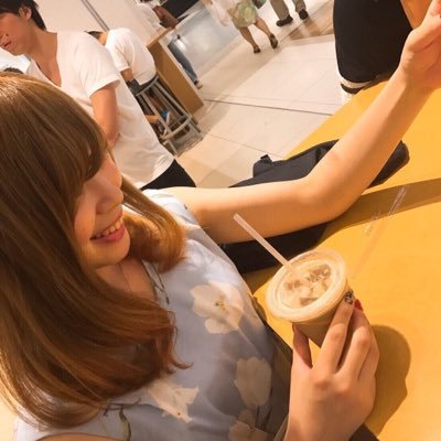《22歳/本医療事務》スマホ1つ📱で自由なライフスタイルへ👯💕 起業や副業をお考えの方へ無料コンサル行ってます💪嫌でも稼いでもらいます✨20日間無料トライアル実施中❣️https://t.co/J3tr51hsw9お問合せください➨@kew1493o ↓SNSがお仕事になる秘密公開🙈↓