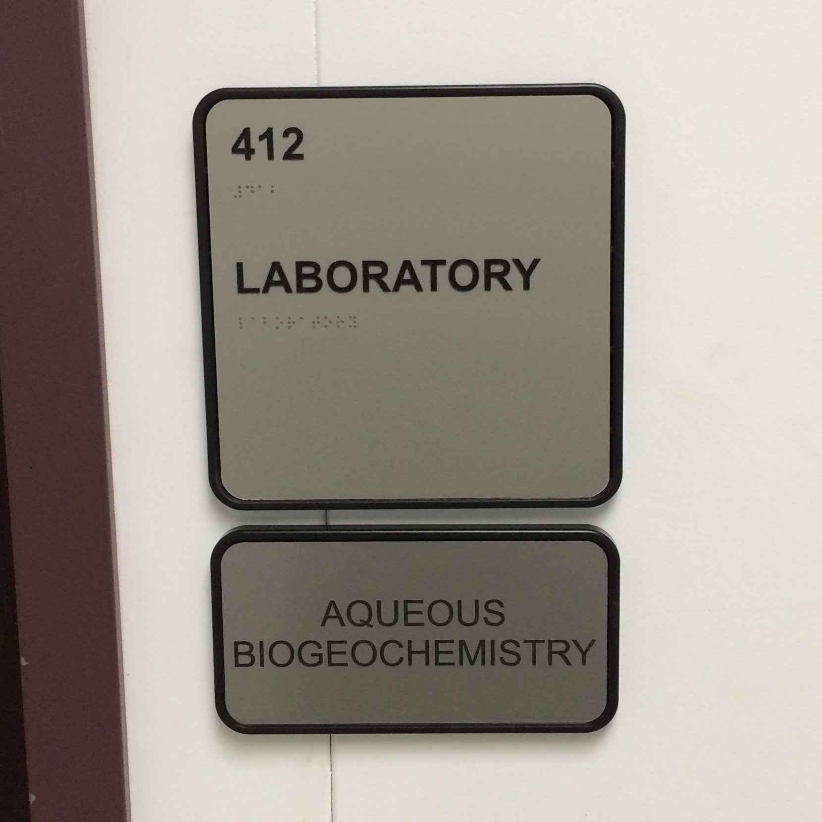 LangLab2's profile picture. The Official Twitter account of EWS 412 at USC! 
We like rocks, water and microbes.
