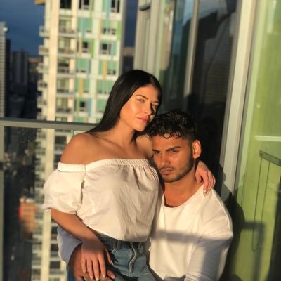 Aaron_Pinto18's profile picture. | YYC | Haskayne | 21 |