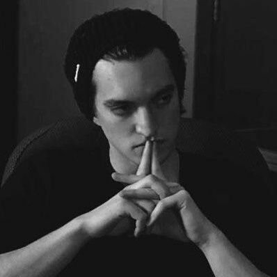 TreacherousSouI's profile picture. ᴅᴏɴ'ᴛ ɢᴇᴛ ᴛᴏᴏ ᴄʟᴏsᴇ, ɪᴛ's ᴅᴀʀᴋ ɪɴsɪᴅᴇ. ⠀⠀⠀⠀⠀⠀ ⠀⠀⠀⠀⠀⠀
ɪᴛ's ᴡʜᴇʀᴇ ɪ ʜɪᴅᴇ ᴍʏ ᴅᴇᴍᴏɴs. †