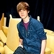 i really like to tweet!and BieberBoyJohhny is my bffl follow him!