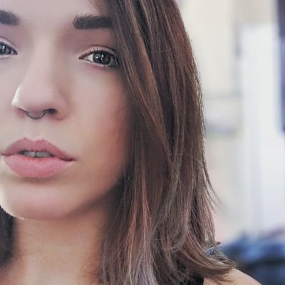 sarahcottontail's profile picture. mostly dumb stuff