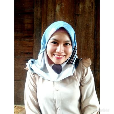 amaliarefika21's profile picture. 21maret1996