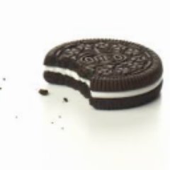 I like cookies , especially one that filled with creams