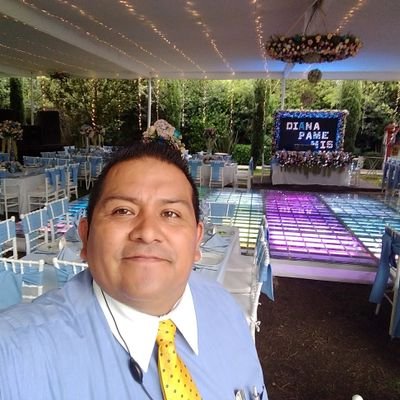 Guiller15660175's profile picture. casado con Lulú Cervantes con 2 hijas que son nuestros grandes amores soy capitán de servicio trabajo para jardín la palapa, quinta de flores y romanzza banquet