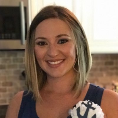 leslienicole828's profile picture. 