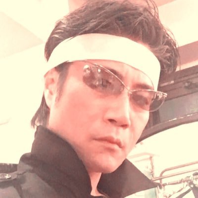 身体から生まれるエンターテイメントを追求して続けていますがまだまだ学ぶことがばかり。 精進あるのみです。