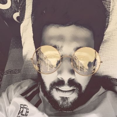 Photographer | Digital Media Managar (Consultant) | Scotch Fan | 1994 | Instagram - thrustbuzzter | Snapchat - mohak_khedekar