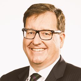 Barrister, Public, Commercial and Health Law leader. Sun and music follower.
