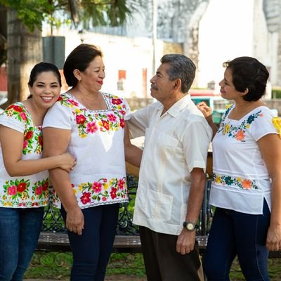 Orgullosa umanense, esposa y madre de familia. #PalabradeMujer