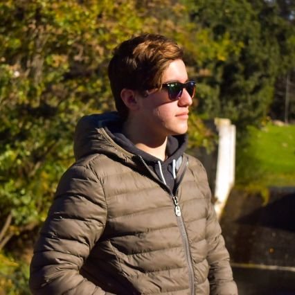 RomnLpezLeone1's profile picture. Música