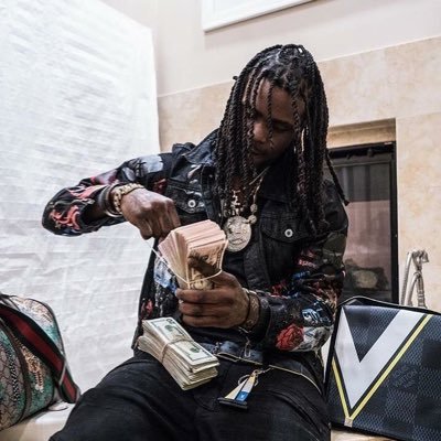 iCurveThotss's profile picture. AMOS :Icurvehoess