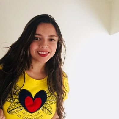 Colombiana, Boyacense y abogada.