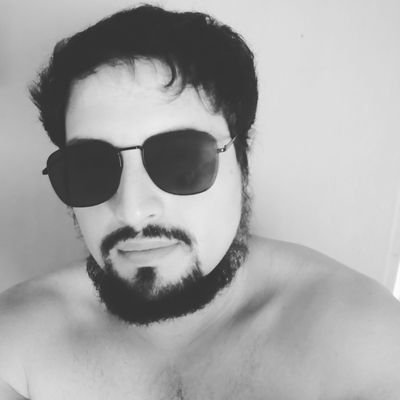 luishdz_VIII's profile picture. Que no me atrape lo mundano!