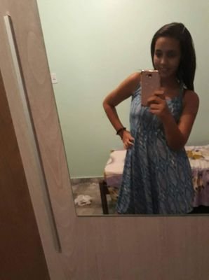 AnnaL73099978's profile picture. Humm