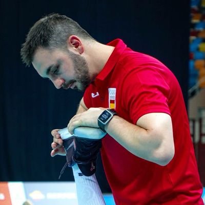 Omid_EA's profile picture. Physiotherapist
Instagram : omidetefisio
PFC CSKA Moscow  ⚽
Selección Española de Voleibol 🇪🇸🏐
Palencia Basket 🏀💜
Atletismo profesional 🏃