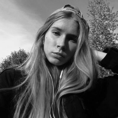 levitator_'s profile picture. 