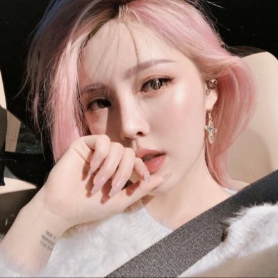 Pony New Instagram Update Ponysmakeup Http T Co Ddgorkodb4 Twitter