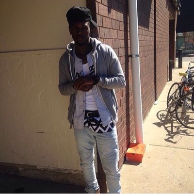 Instragram: FreebandzzObama Vine: Snap Chat:Tkofreebabdzz Chicago's Next big time comedian (Funniest person alive) Glo (Gbe)Gang (Golden knight drill team/)